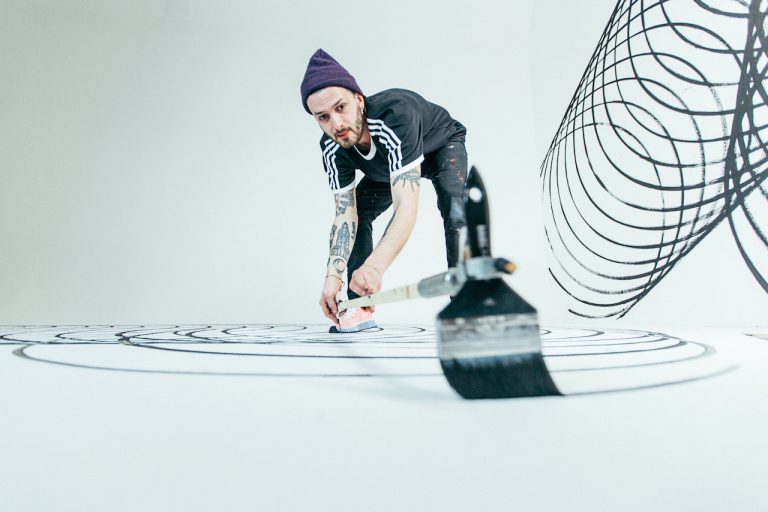 mostra di moneyless