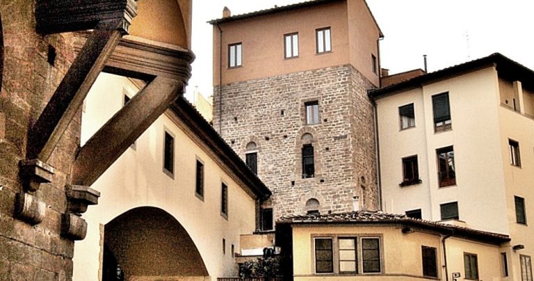 Torre-degli-Ubriachi-Firenze