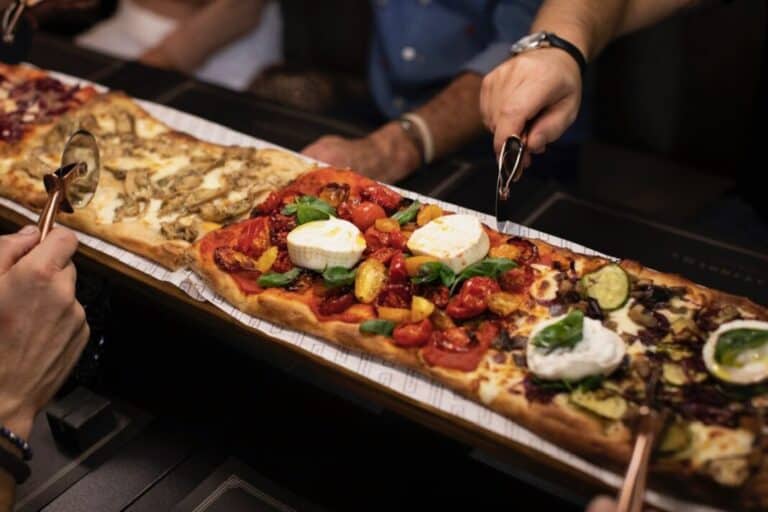 Pizza al metro