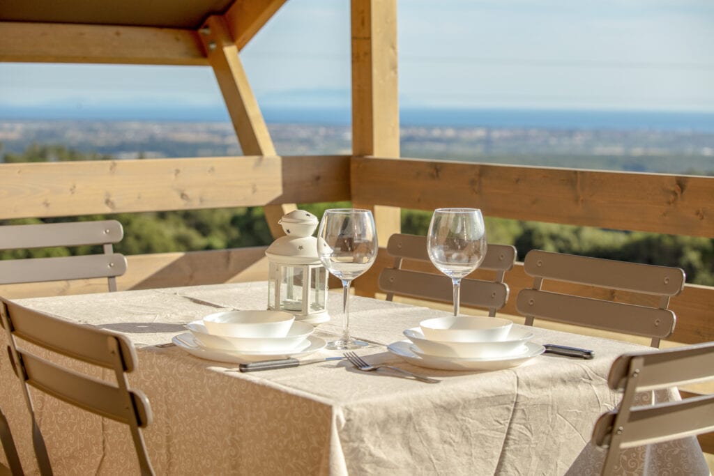 Glamping vista mare in toscana