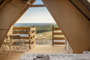 glamping vista mare in toscana