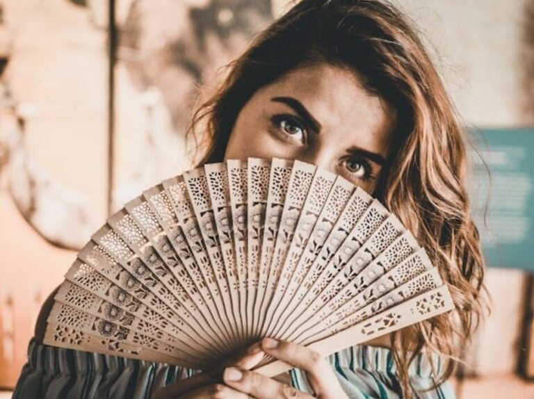Trucco donna: come valorizzare le sopracciglia
