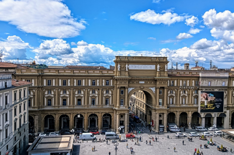 piazza della repubblica firenze