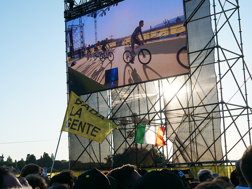 Tour de France 2024, le foto del "gran départ" a Firenze