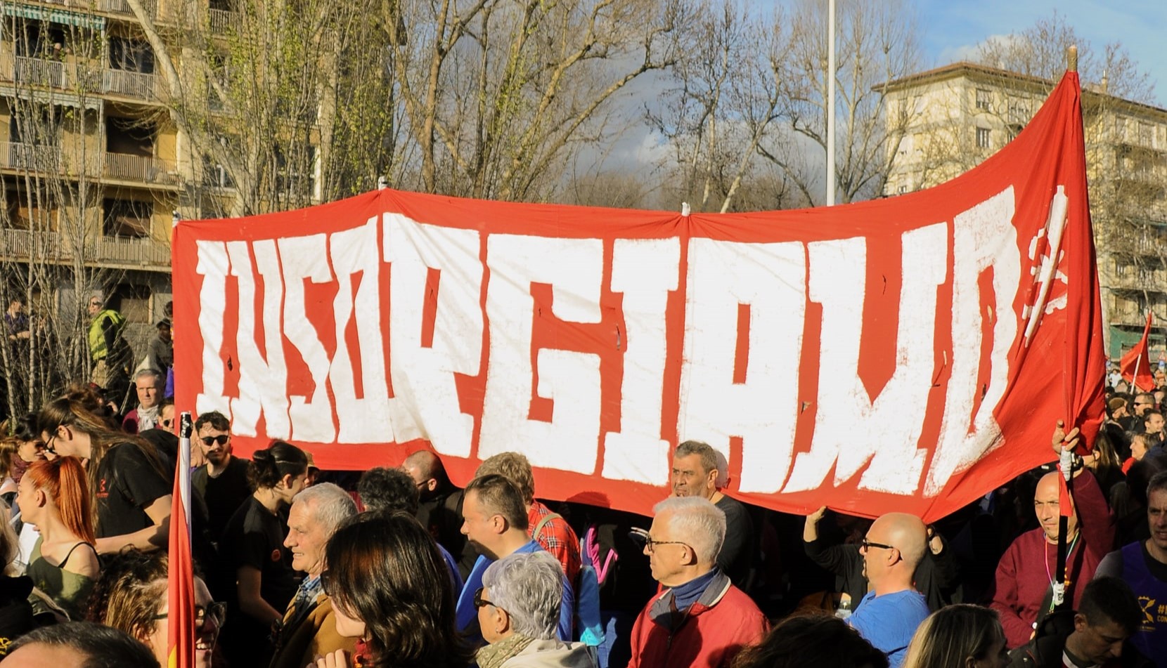 Striscione Collettivo di Fabbrica ex-GKN