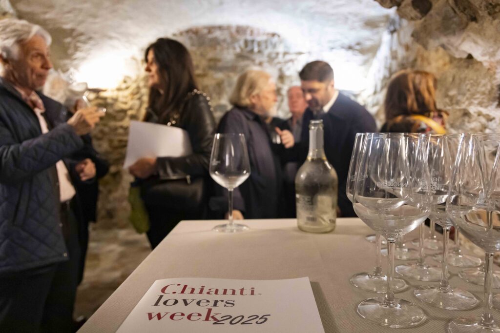 Firenze, presentazione del Chianti Lovers Week 2025 nella sede del ristorante Innocenti Wines in via del Proconsolo, alla presenza del Presidente del consorzio vino Chianti Giovanni Busi e il Direttore Saverio Galli Torrini 2025 04 17 © Niccolo' Cambi