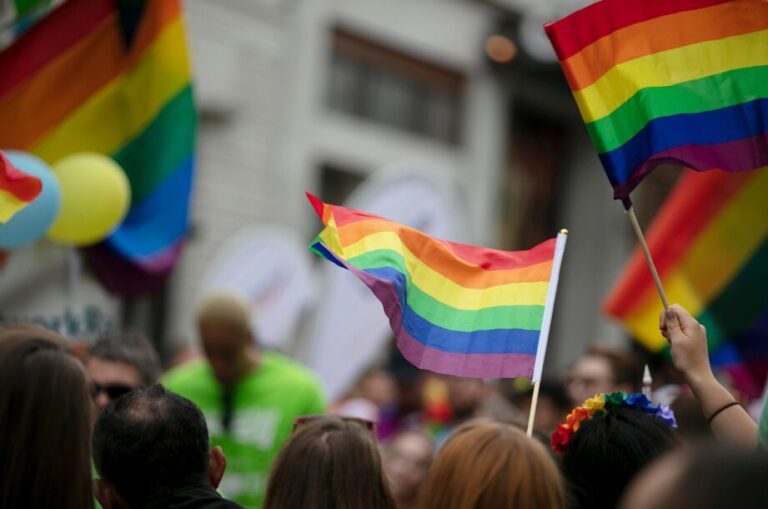come incontrare persone trans in Italia