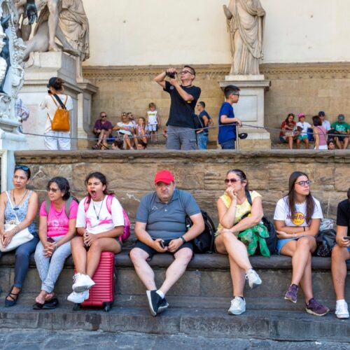 turisti a Firenze caldo torrido