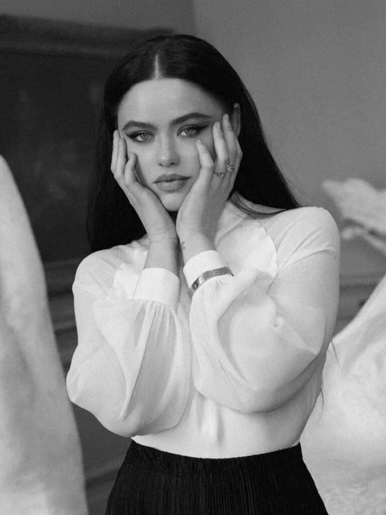 Kristina Bazan. Mostra Oracle IED Teatro dell'Oriolo Firenze
